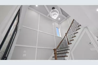 17 Hommell Street S, Valley Stream, NY 11580 - Photo 5