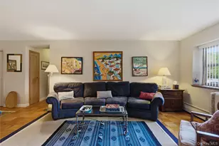 100 Diplomat Dr, Mount Kisco, NY 10549 - Photo 15