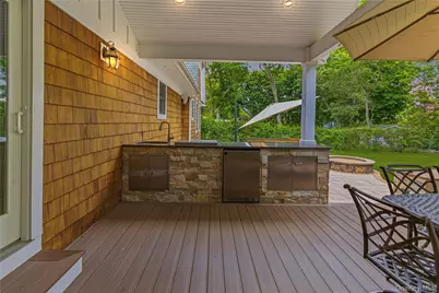 345 Bartley Road, Mattituck, NY 11952 - Photo 17