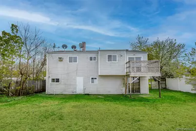 19 Liberty Avenue, Selden, NY 11784 - Photo 31