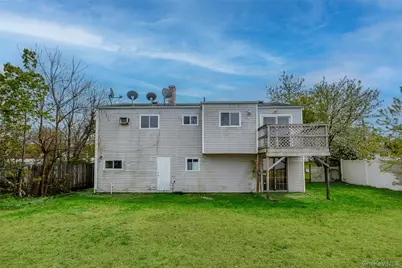 19 Liberty Avenue, Selden, NY 11784 - Photo 31