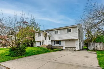 19 Liberty Avenue, Selden, NY 11784 - Photo 3
