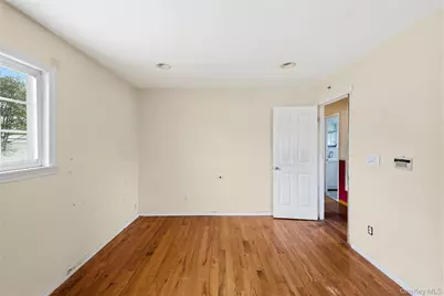 19 Liberty Avenue, Selden, NY 11784 - Photo 21