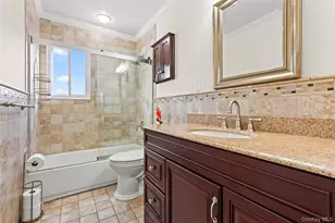 361 Nevada St, Lindenhurst, NY 11757 - Photo 11