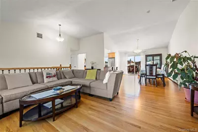 361 Nevada Street, Lindenhurst, NY 11757 - Photo 5