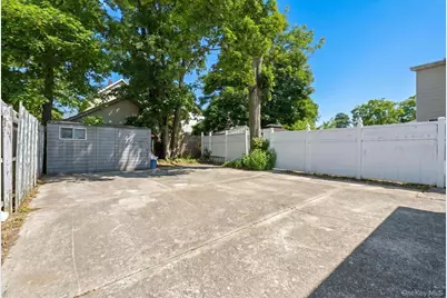 11417 159th Street, Rochdale, NY 11434 - Photo 3