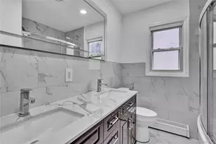 66 Phelps Ln, North Babylon, NY 11703 - Photo 21