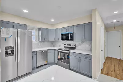 66 Phelps Lane, North Babylon, NY 11703 - Photo 19