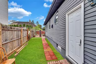 66 Phelps Ln, North Babylon, NY 11703 - Photo 7