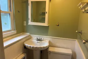 27 Elizabeth Dr, Bethpage, NY 11714 - Photo 15
