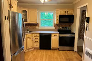 27 Elizabeth Dr, Bethpage, NY 11714 - Photo 5