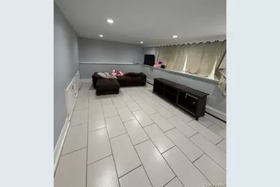 143 E Fulton Avenue, Roosevelt, NY 11575 - Photo 9