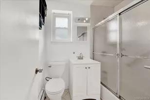 2810 Harding Ave, Bronx, NY 10465 - Photo 33