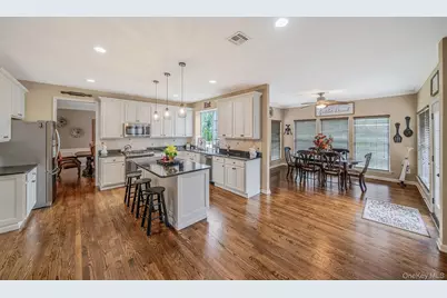 11 Woodstork Drive, Mount Sinai, NY 11766 - Photo 15