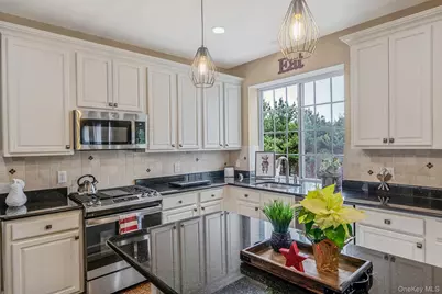 11 Woodstork Drive, Mount Sinai, NY 11766 - Photo 13