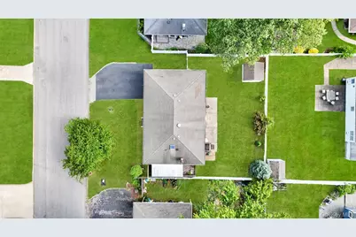 13 Fruitwood Lane, Commack, NY 11725 - Photo 23