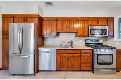13 Fruitwood Lane, Commack, NY 11725 - Photo 5
