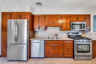 13 Fruitwood Ln, Commack, NY 11725 - Photo 5