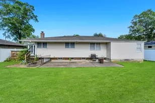 13 Fruitwood Ln, Commack, NY 11725 - Photo 25