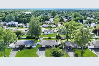 13 Fruitwood Lane, Commack, NY 11725 - Photo 21