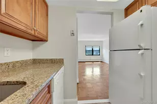 2 Park Ave, Eastchester, NY 10709 - Photo 15