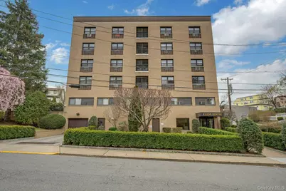 2 Park Avenue #4H, Eastchester, NY 10709 - Photo 1