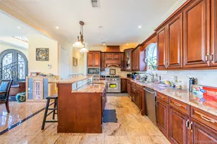 160-03 Cryders Ln, Whitestone, NY 11357 - Photo 13