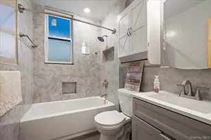 [Address not provided], Bronx, NY 10466 - Photo 7