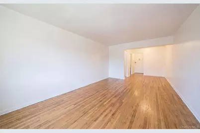 84-01 Main Street #618, Briarwood, NY 11435 - Photo 5