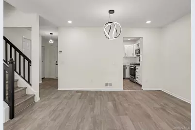 273 Carrollwood Drive, Tarrytown, NY 10591 - Photo 11