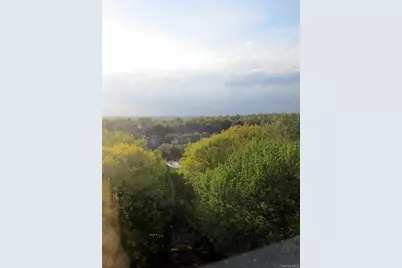 585 McLean Avenue #6E, Yonkers, NY 10705 - Photo 29