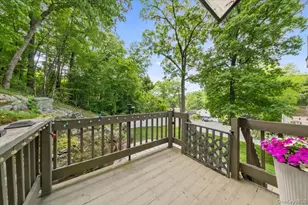 549 Westbrook Dr, Cortlandt Manor, NY 10567 - Photo 33