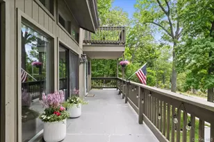 549 Westbrook Dr, Cortlandt Manor, NY 10567 - Photo 3
