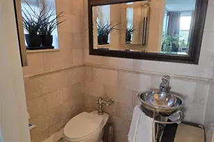 210 E Broadway, Long Beach, NY 11561 - Photo 17