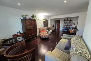 210 E Broadway, Long Beach, NY 11561 - Photo 3