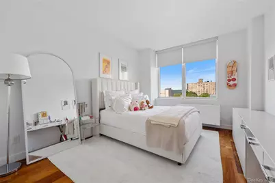 640 W 237th Street #9C, Bronx, NY 10463 - Photo 9