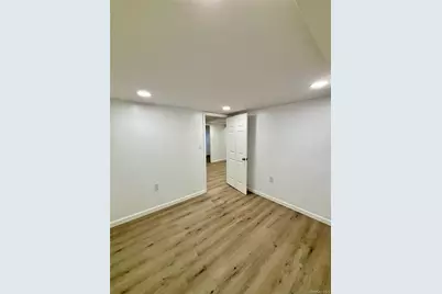 750 Highview Avenue, Westbury, NY 11590 - Photo 5