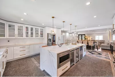 6 Ash Lane, Valley Stream, NY 11581 - Photo 9