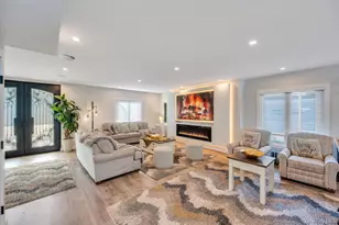 6 Ash Ln, Valley Stream, NY 11581 - Photo 3