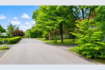22 Di Rubbo Drive, Cortlandt Manor, NY 10567 - Photo 35