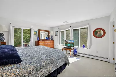 986 Cliff Avenue, Yorktown Heights, NY 10598 - Photo 23