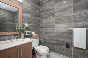 100 Garvies Point Rd, Glen Cove, NY 11542 - Photo 17