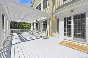 1330 Ridge Rd, Syosset, NY 11791 - Photo 41