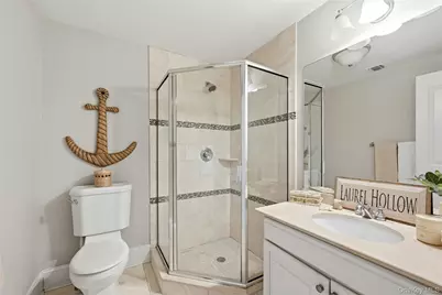 1330 Ridge Road, Syosset, NY 11791 - Photo 27
