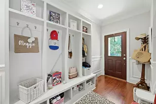 1330 Ridge Rd, Syosset, NY 11791 - Photo 23
