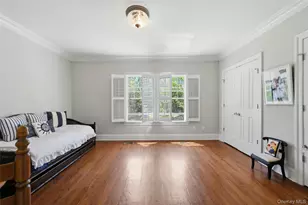 1330 Ridge Rd, Syosset, NY 11791 - Photo 25