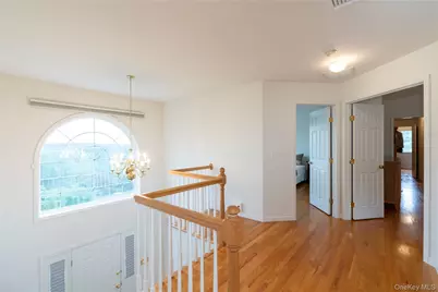 46 Wildflower Ridge, Poughkeepsie, NY 12603 - Photo 19