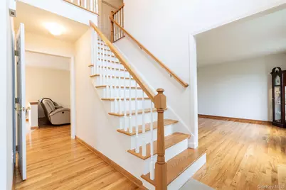 46 Wildflower Ridge, Poughkeepsie, NY 12603 - Photo 5