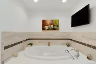 19 Flower Ln, Valley Cottage, NY 10989 - Photo 17