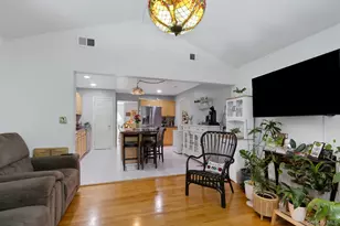 19 Flower Ln, Valley Cottage, NY 10989 - Photo 7